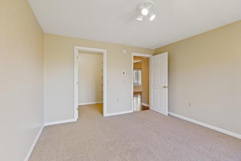 39 Knapp Lane China ME 04358