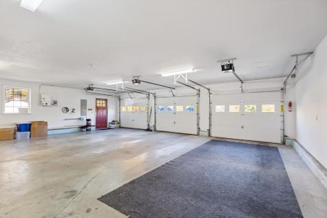 39 Knapp Lane China ME 04358