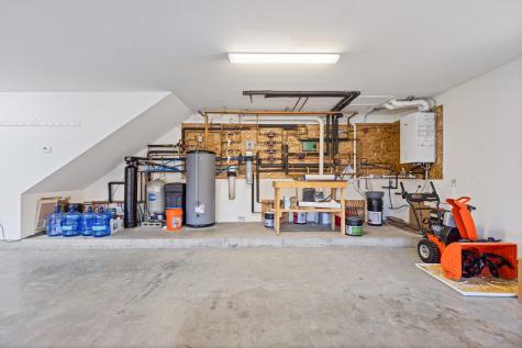 39 Knapp Lane China ME 04358