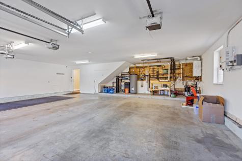 39 Knapp Lane China ME 04358