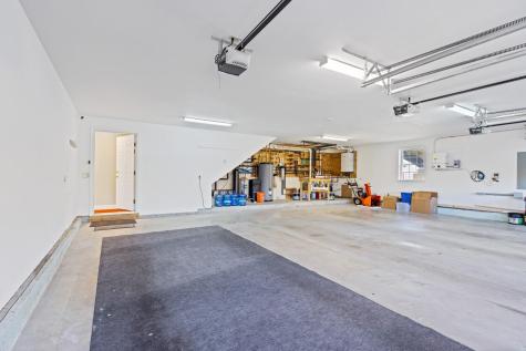 39 Knapp Lane China ME 04358