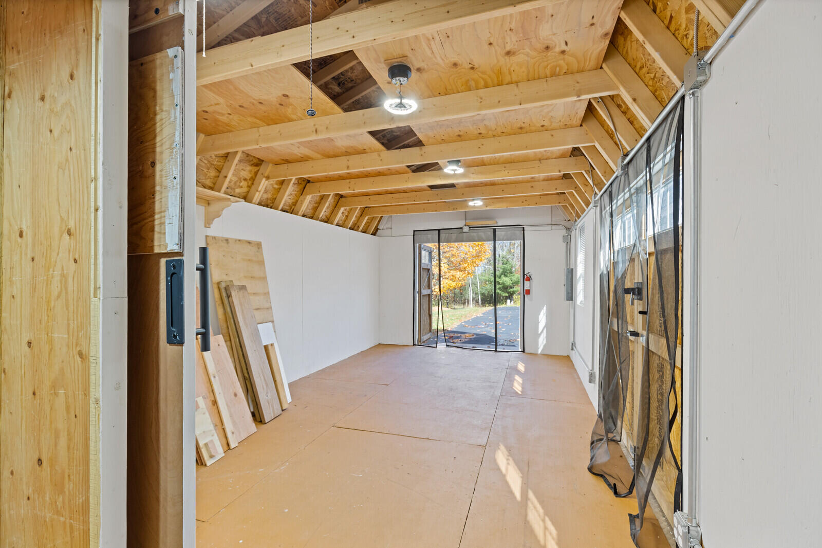 39 Knapp Lane China ME 04358