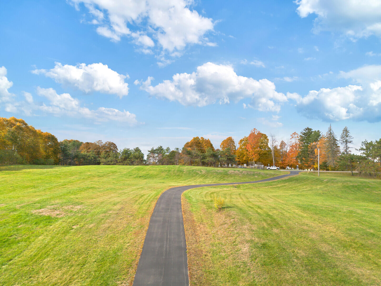 39 Knapp Lane China ME 04358