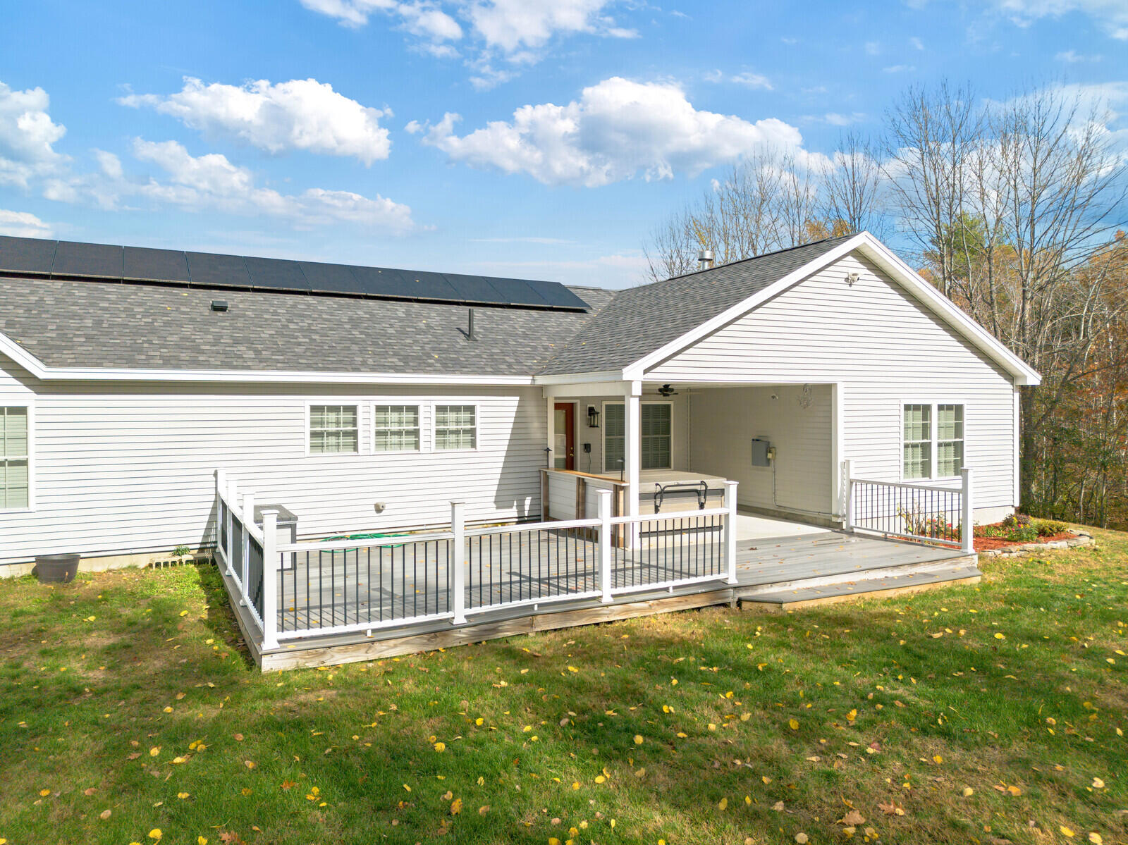 39 Knapp Lane China ME 04358