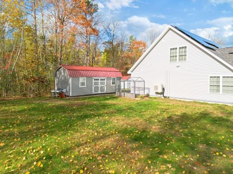 39 Knapp Lane China ME 04358