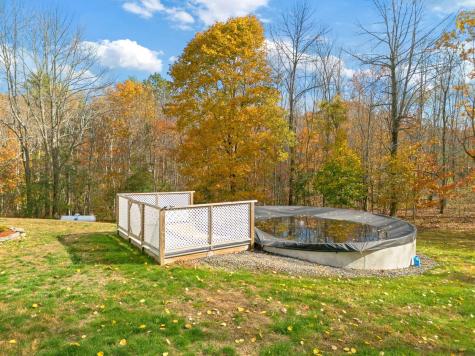 39 Knapp Lane China ME 04358