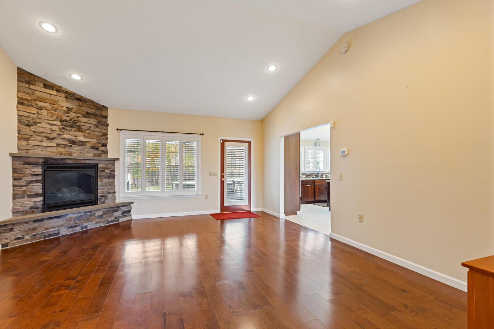 39 Knapp Lane China ME 04358