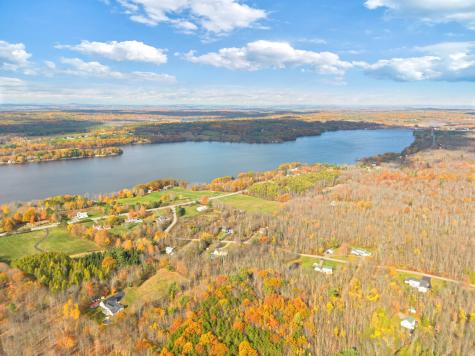 39 Knapp Lane China ME 04358