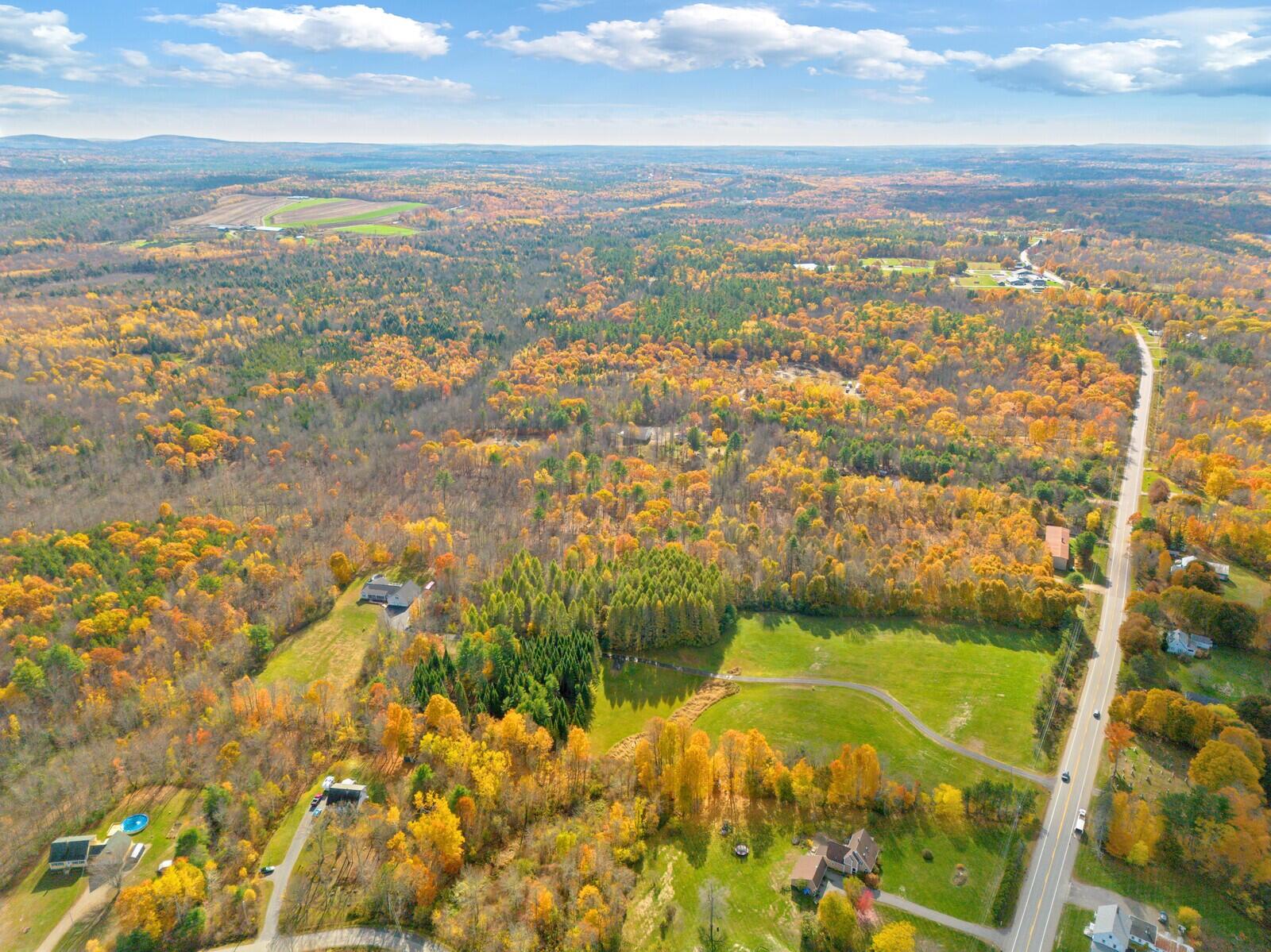 39 Knapp Lane China ME 04358