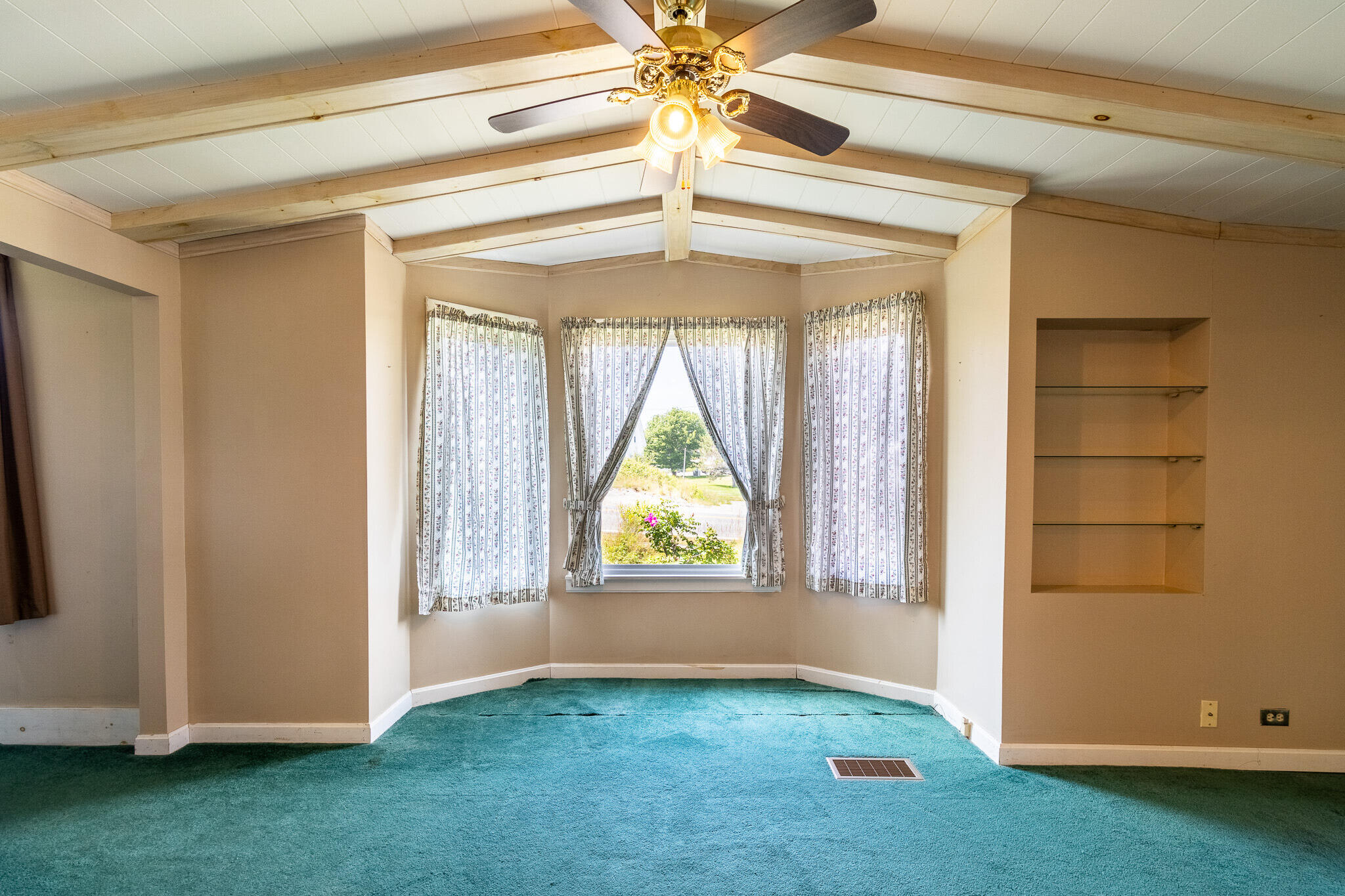 48 Bayview Drive Beals ME 04611