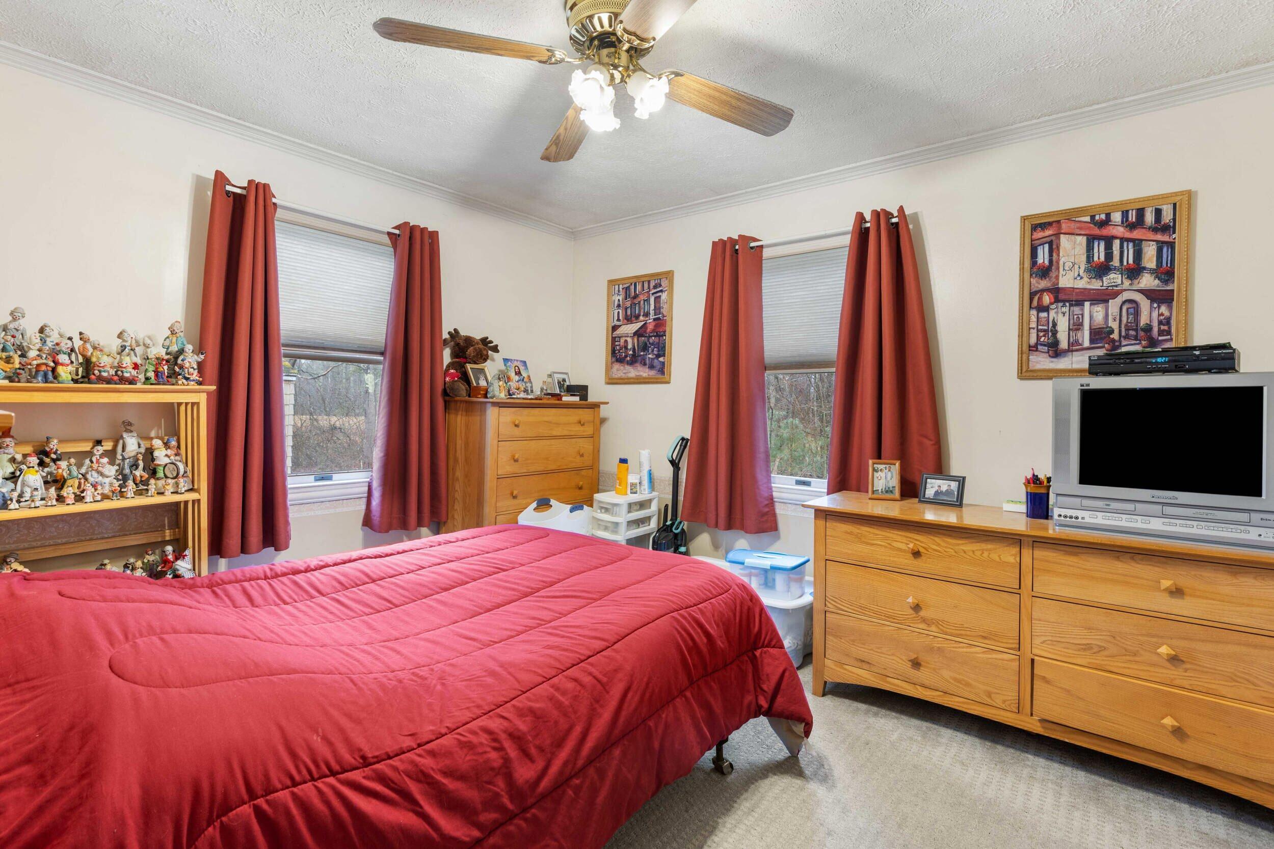 11 Stone Street Saco ME 04072