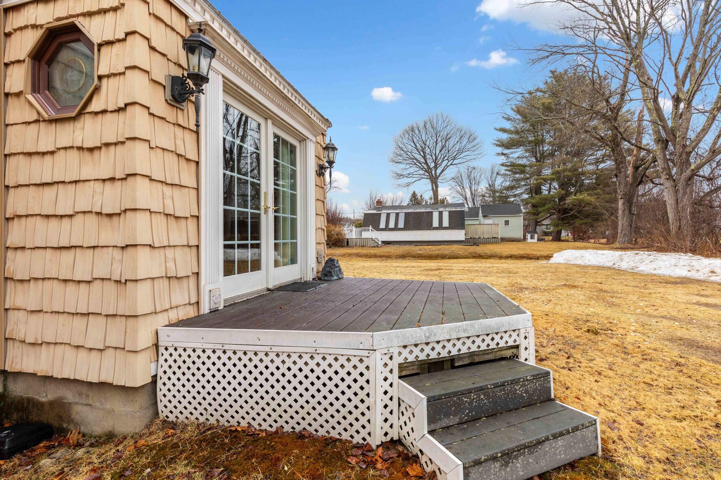 11 Stone Street Saco ME 04072