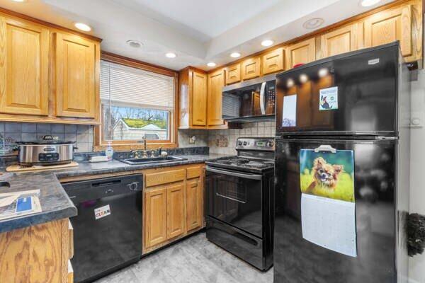 11 Stone Street Saco ME 04072