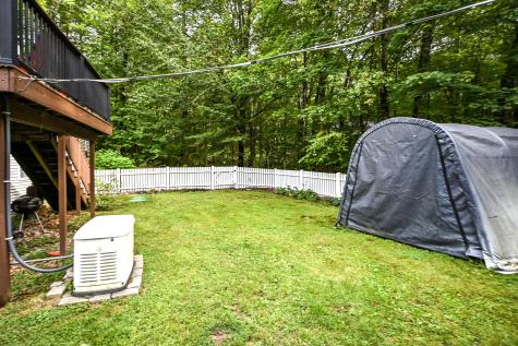 22 Eisenhower Court Naples ME 04055