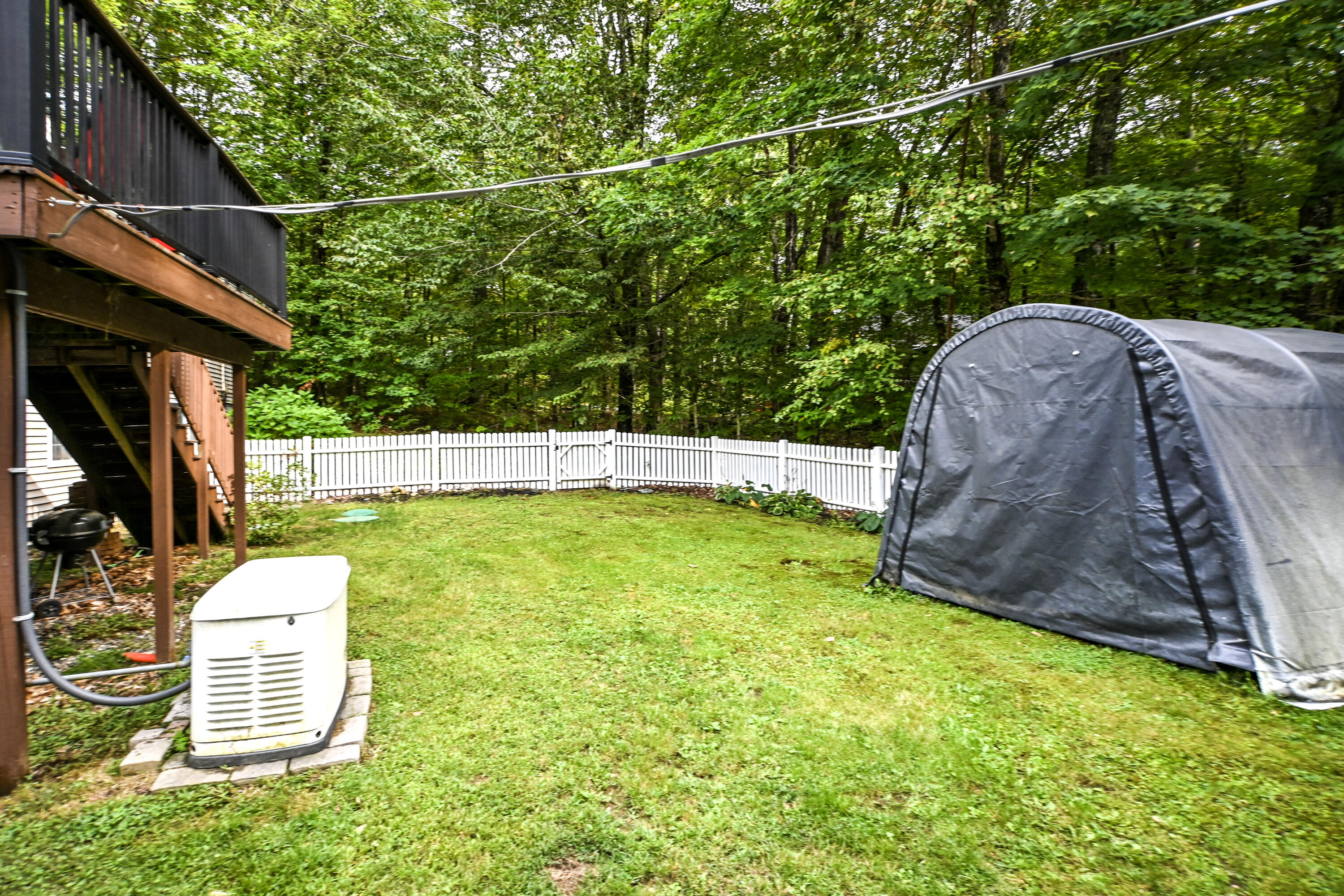 22 Eisenhower Court Naples ME 04055
