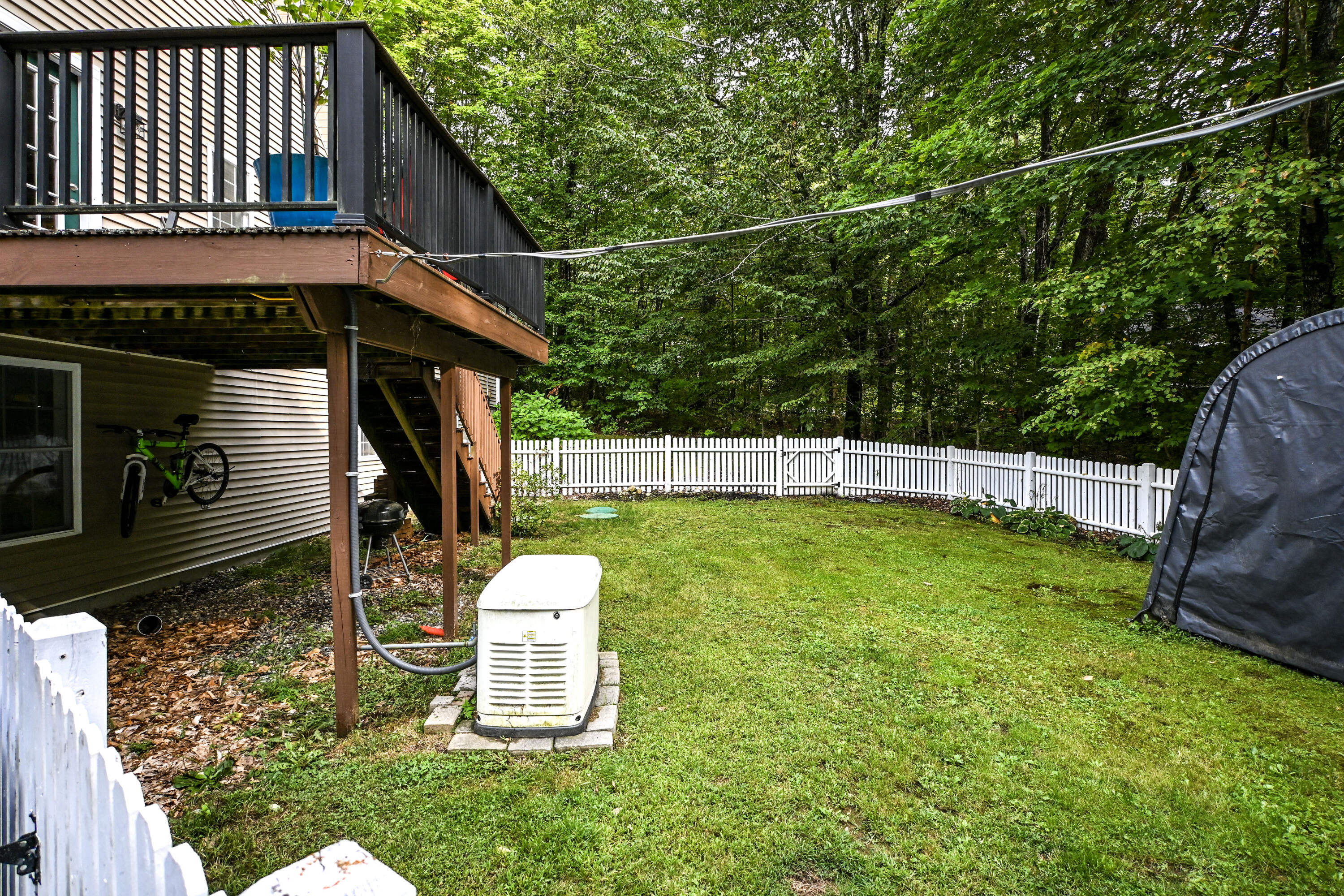 22 Eisenhower Court Naples ME 04055