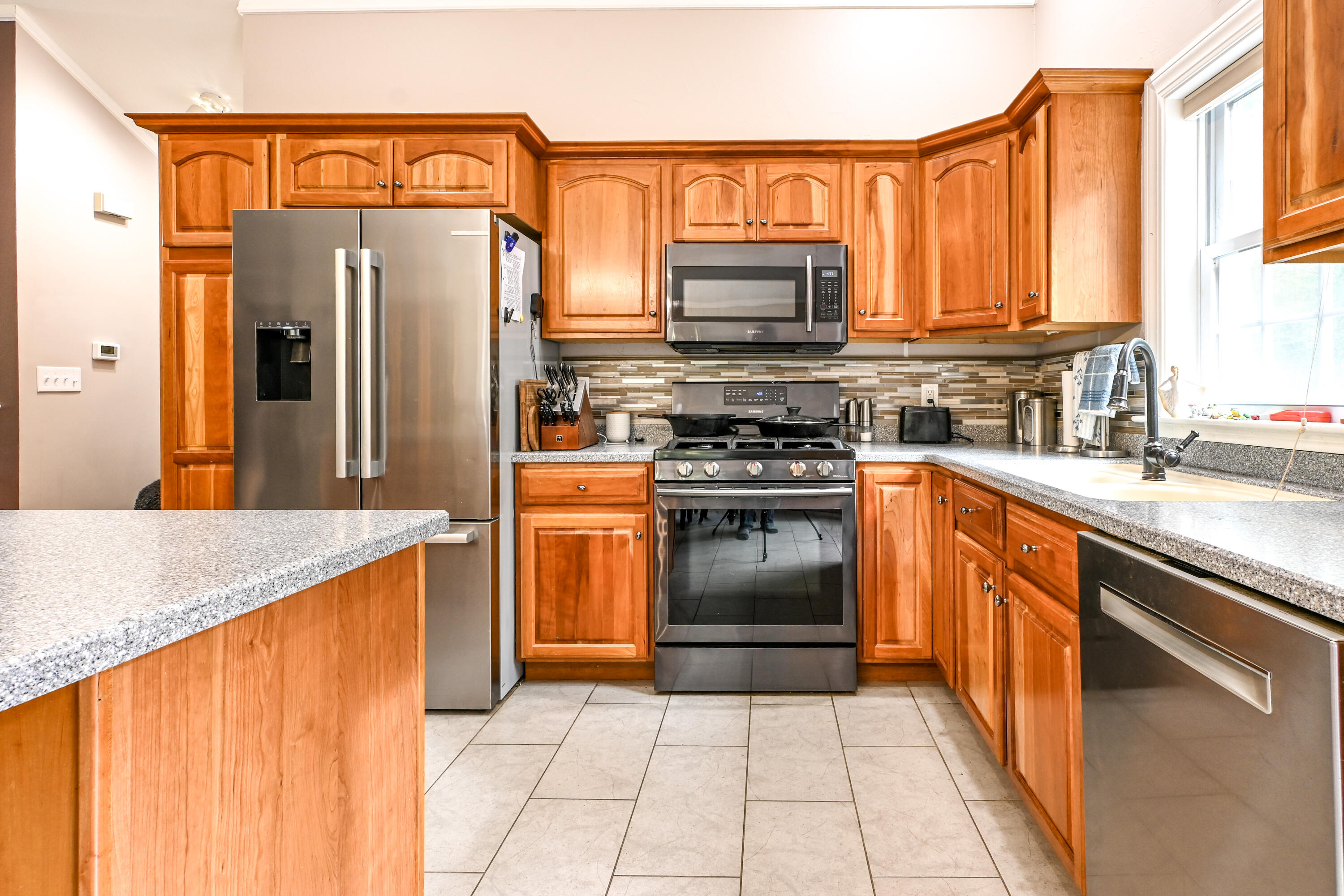 22 Eisenhower Court Naples ME 04055