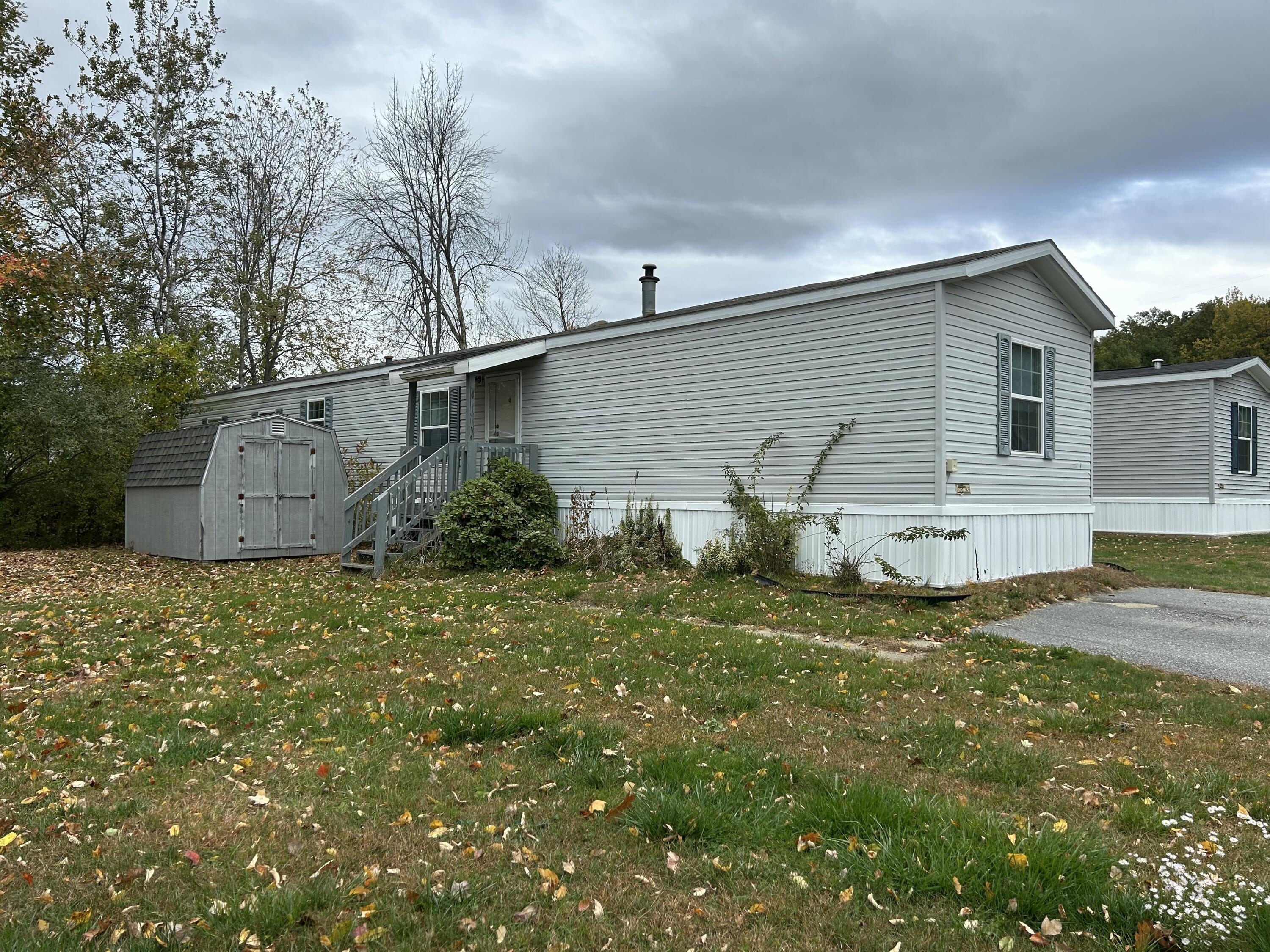 7 Oxbow Drive Lewiston ME 04240