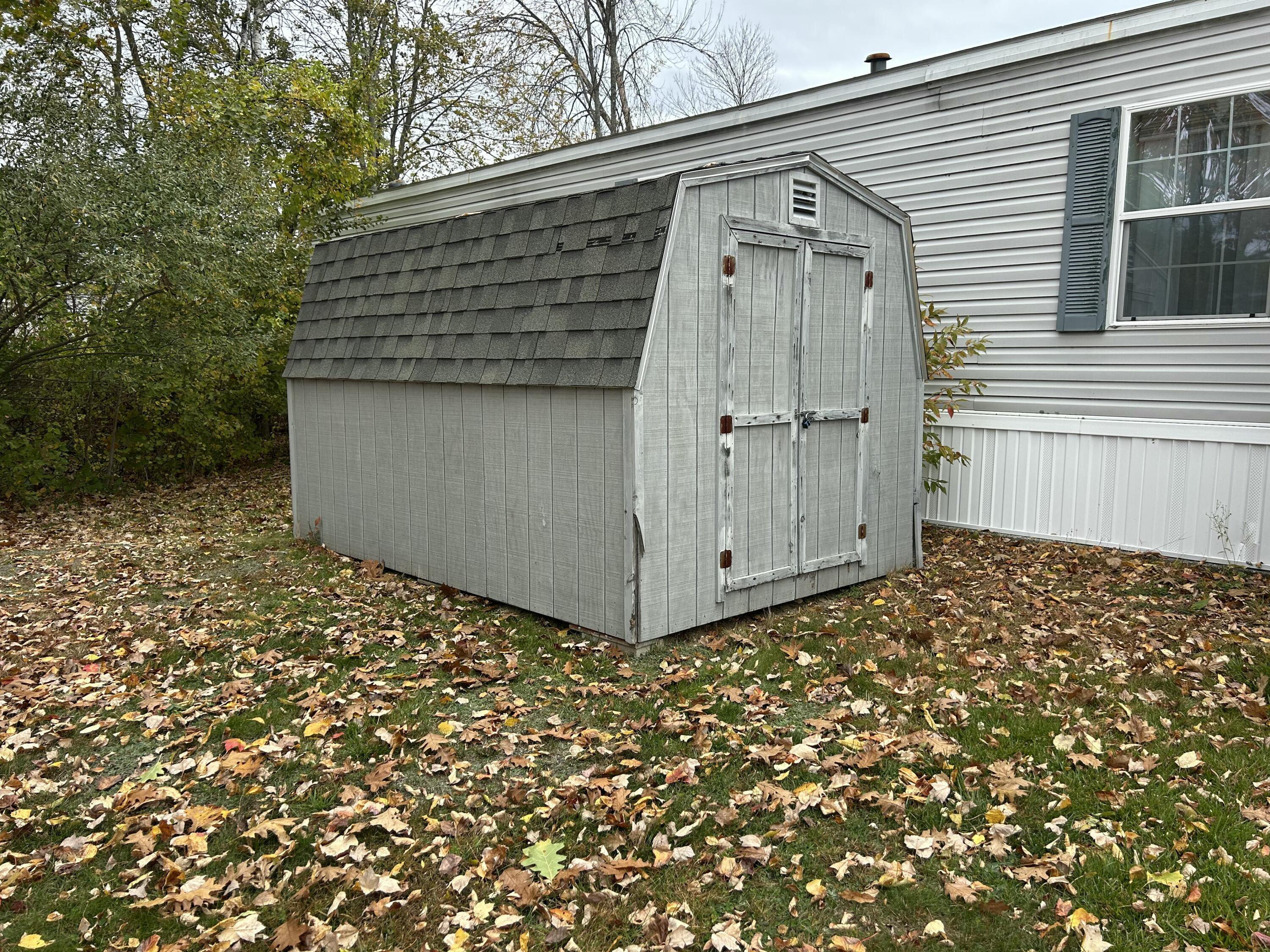 7 Oxbow Drive Lewiston ME 04240