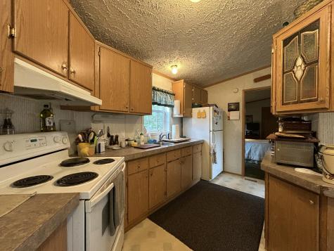 7 Oxbow Drive Lewiston ME 04240