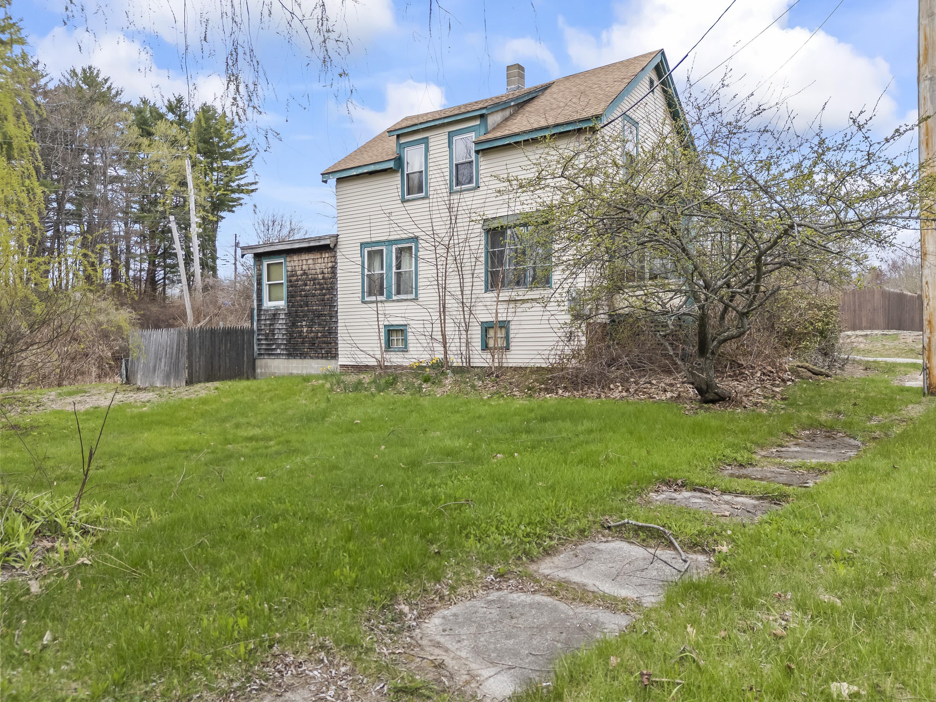 24 Park Avenue Auburn ME 04210