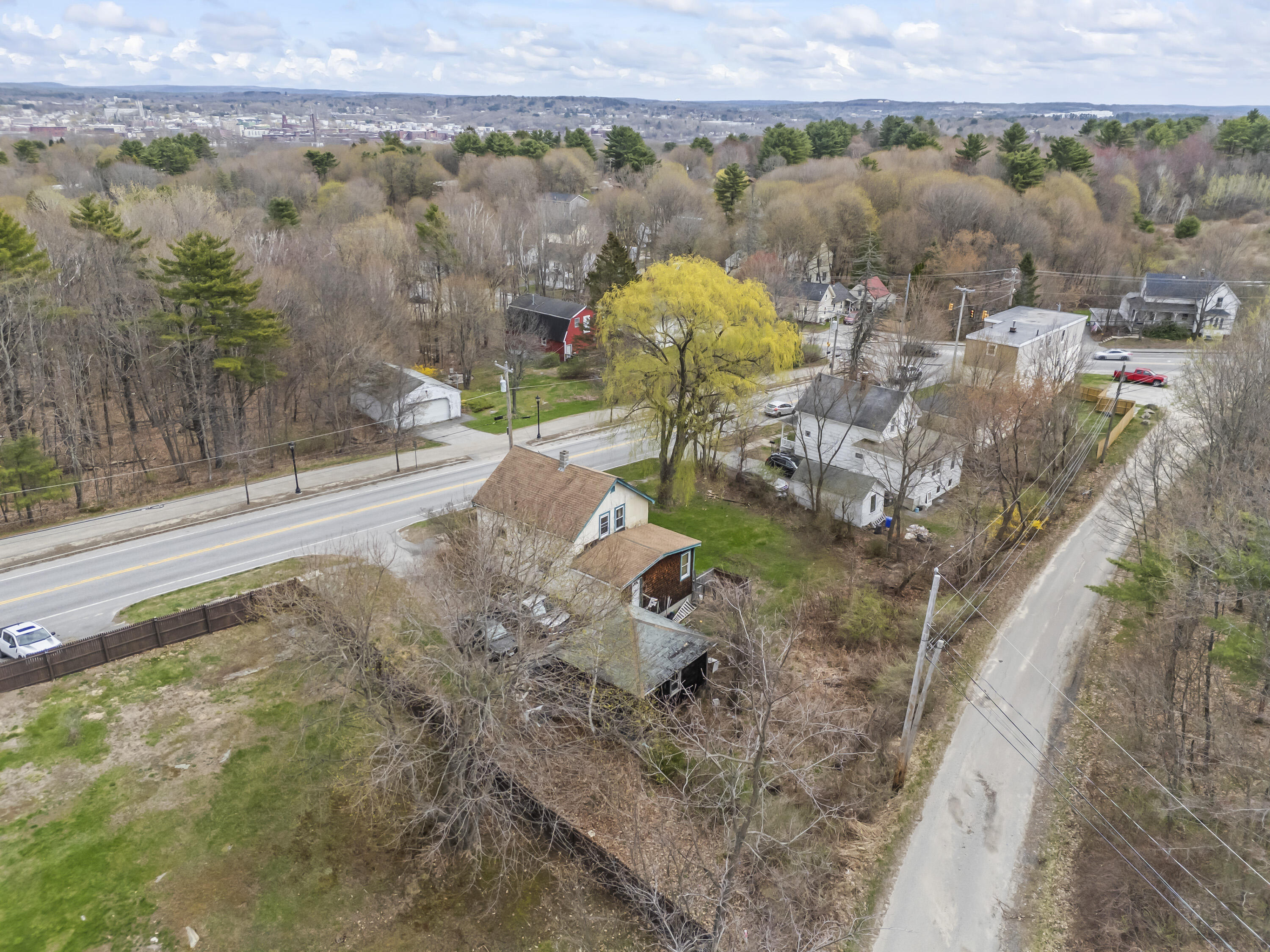 24 Park Avenue Auburn ME 04210