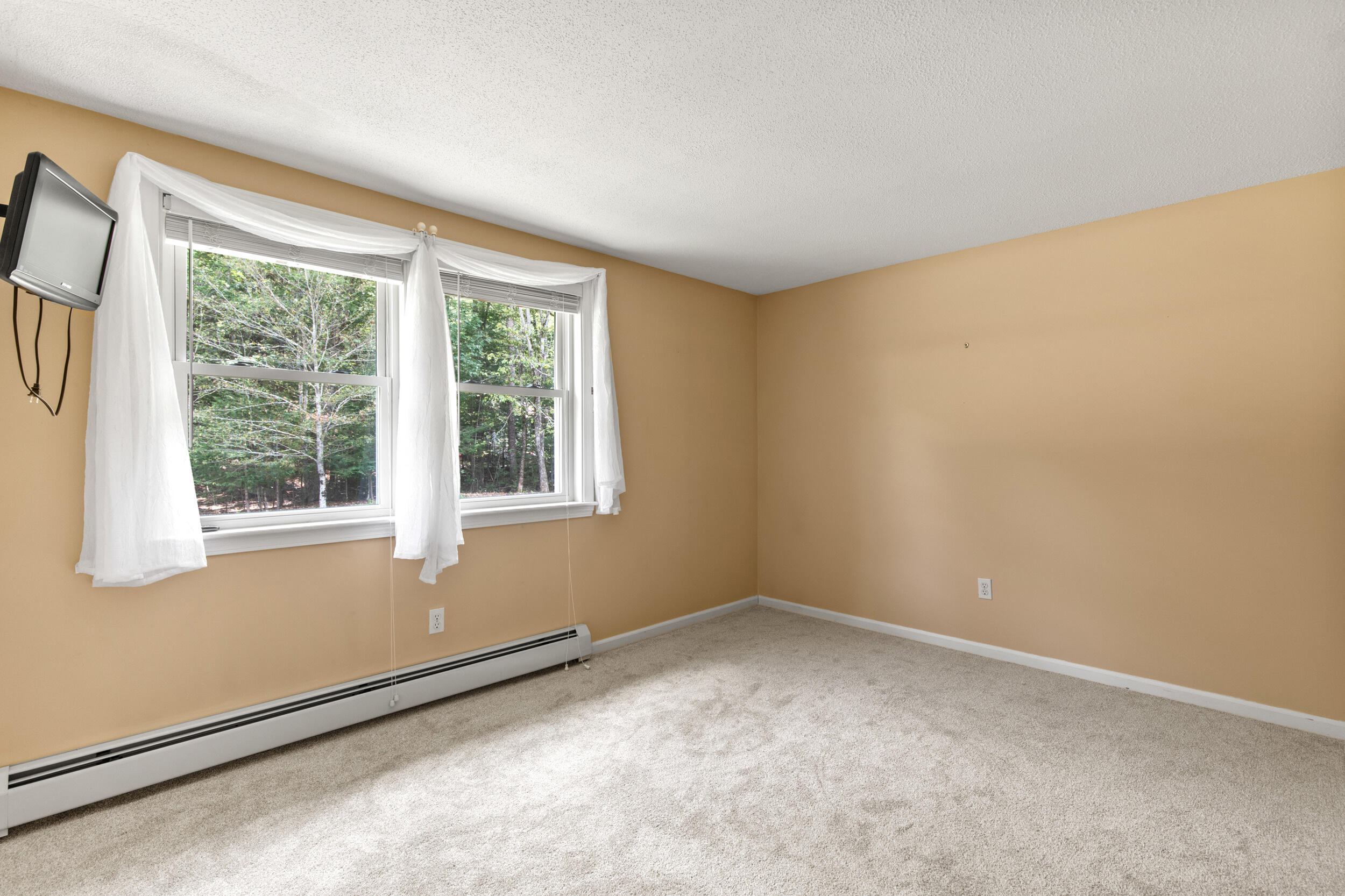 28 Beech Road Standish ME 04084