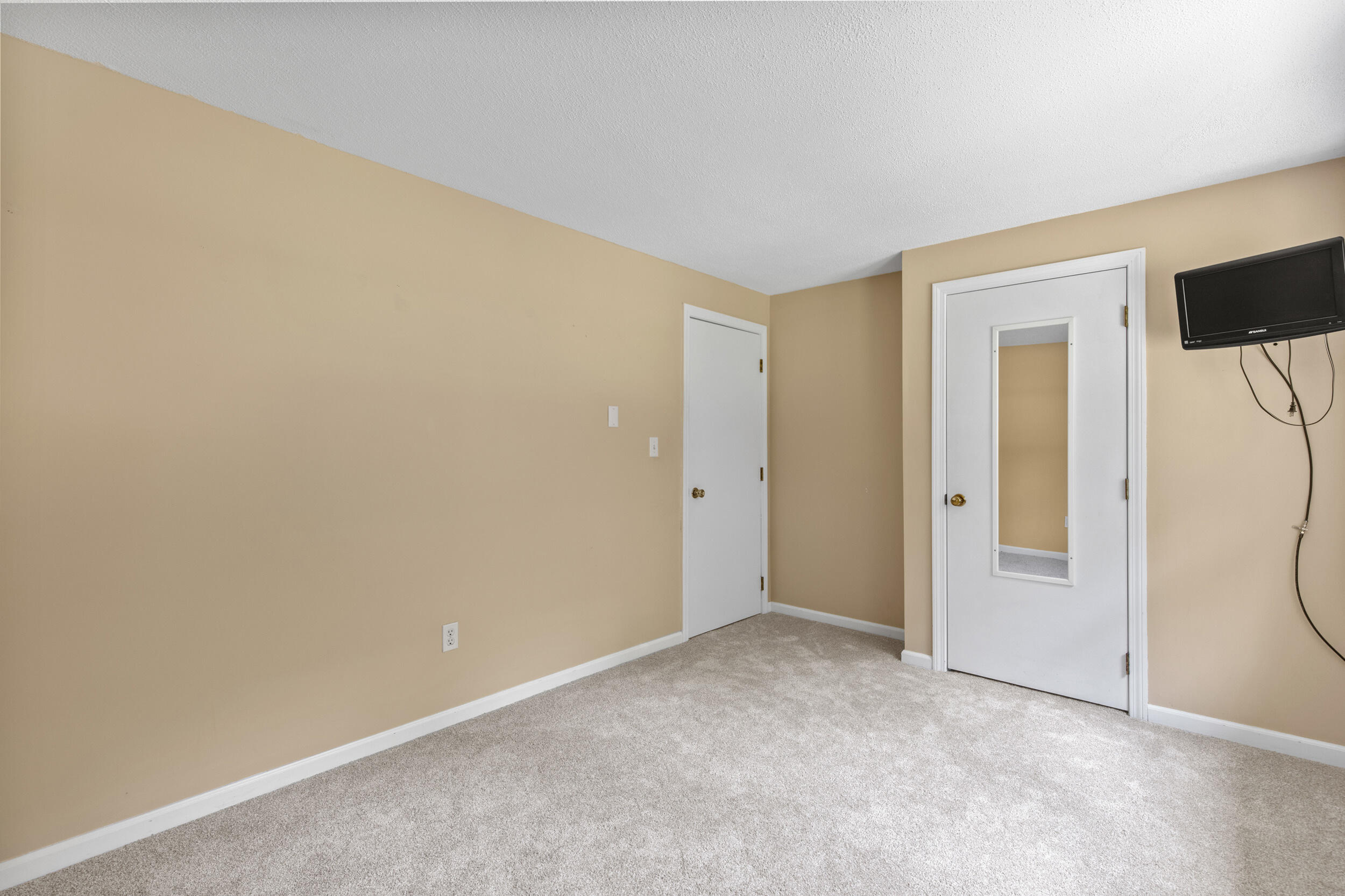 28 Beech Road Standish ME 04084