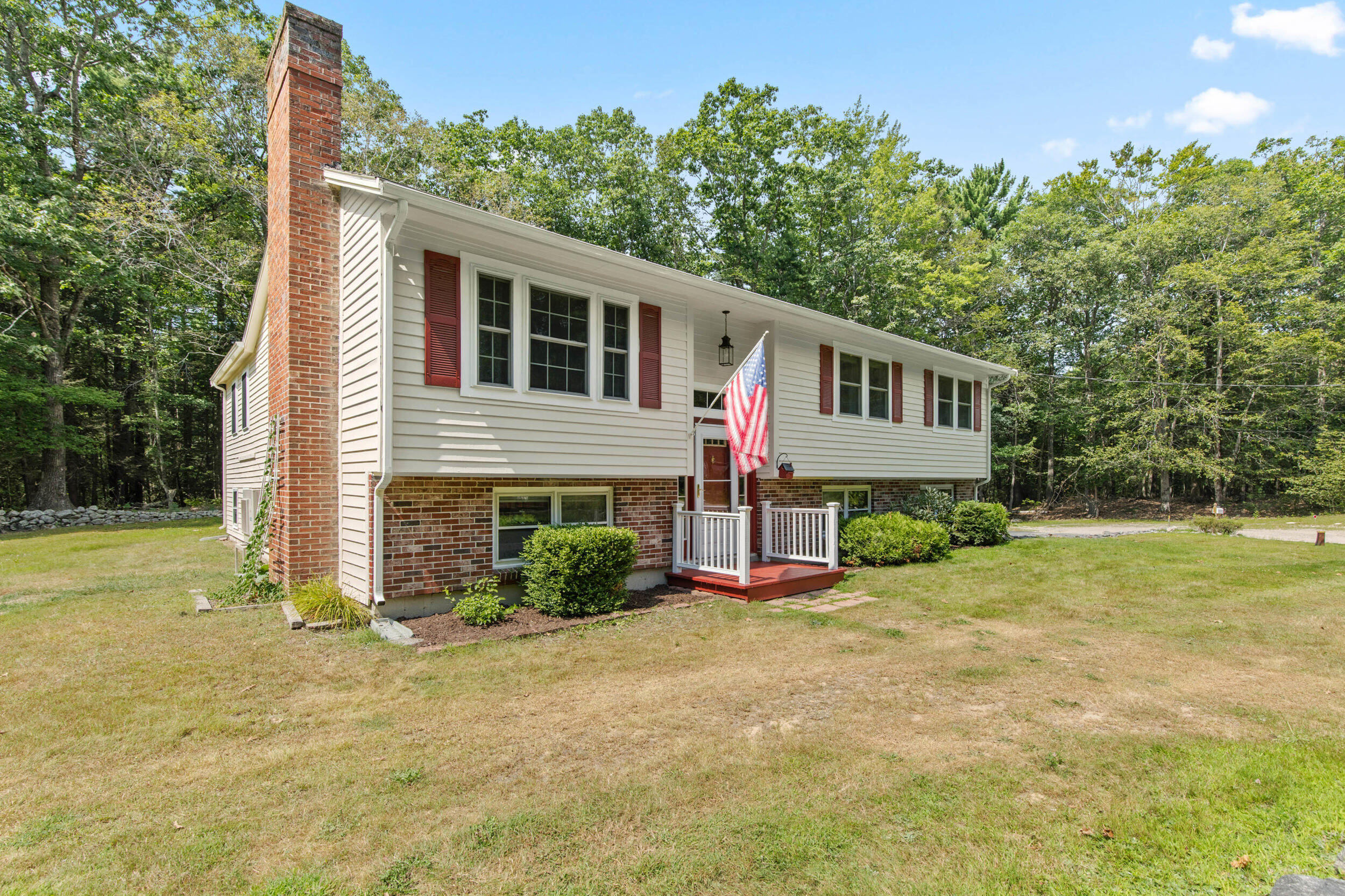 28 Beech Road Standish ME 04084