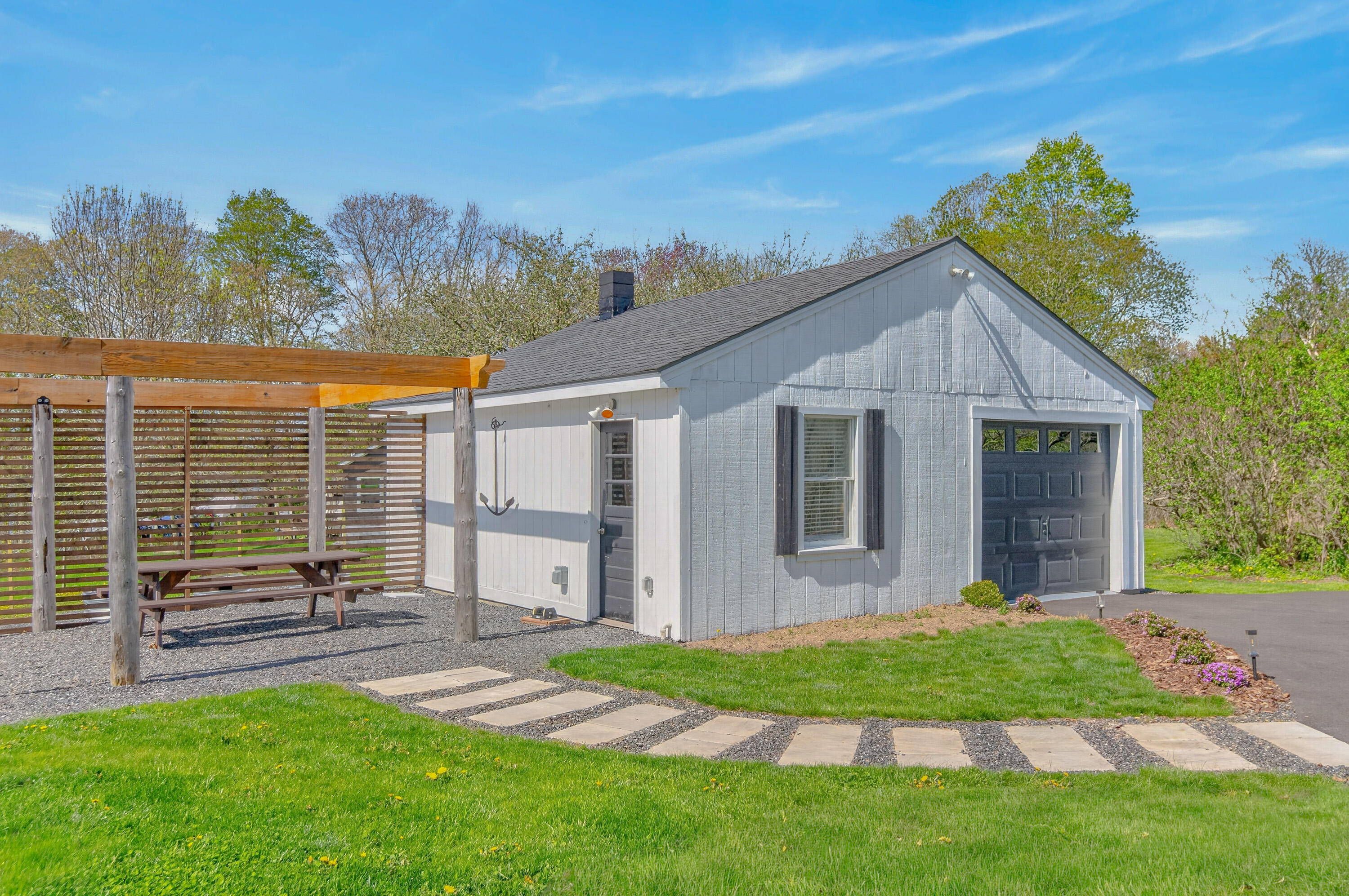 279 Middle Road Union ME 04862