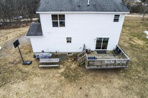 8 S Town Farm Road Oxford ME 04270