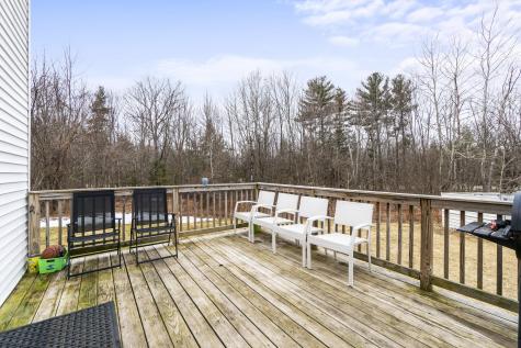 8 S Town Farm Road Oxford ME 04270
