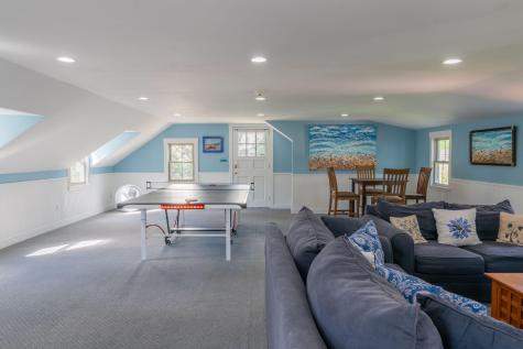 338 Foreside Road Falmouth ME 04105