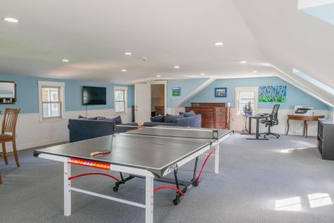 338 Foreside Road Falmouth ME 04105