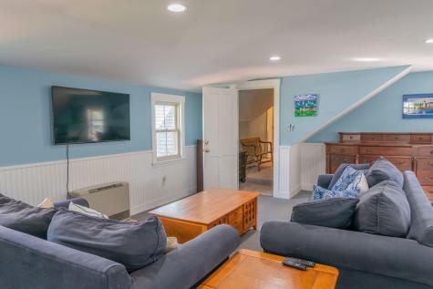 338 Foreside Road Falmouth ME 04105