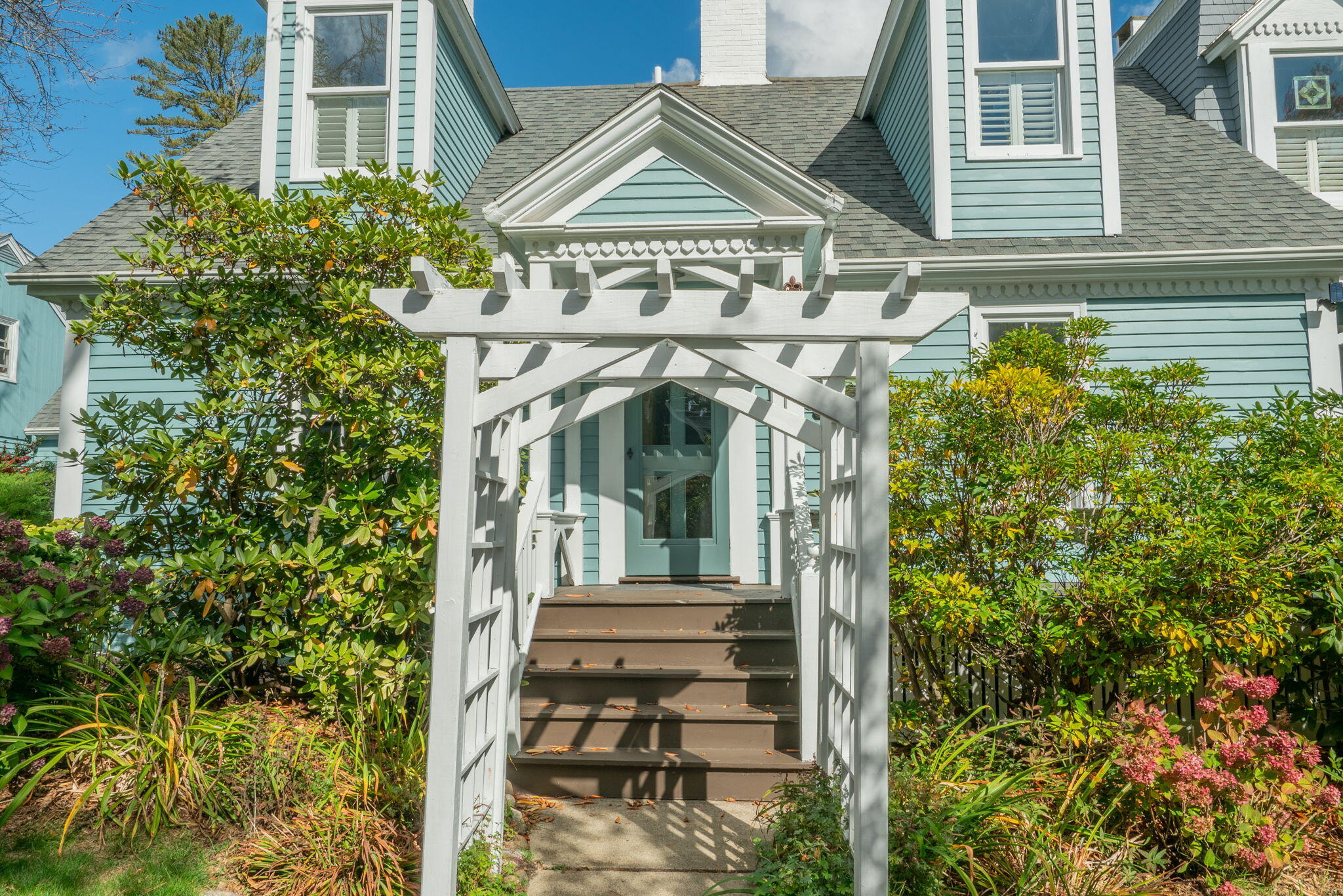 338 Foreside Road Falmouth ME 04105