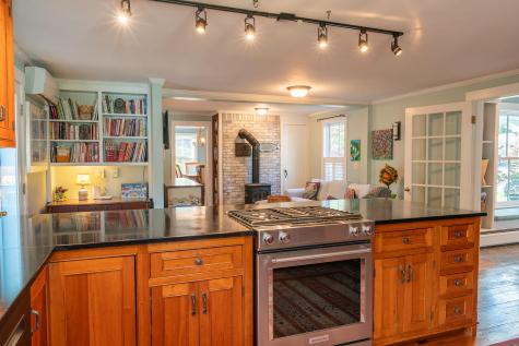 338 Foreside Road Falmouth ME 04105