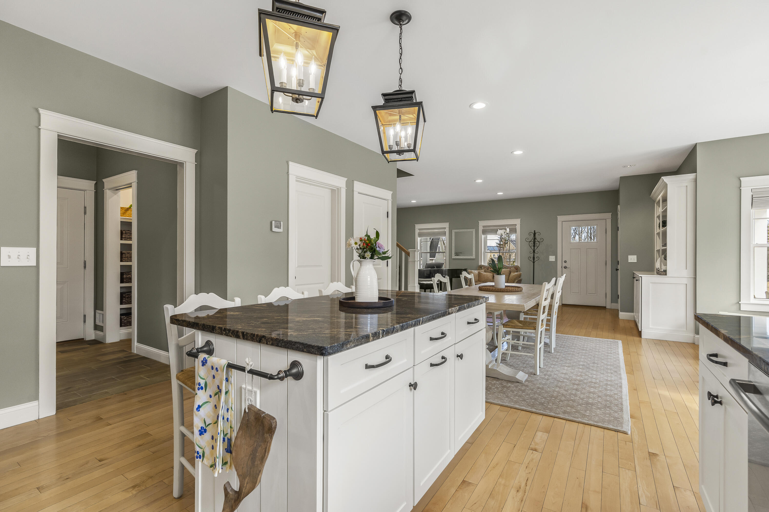 2 Franklin Circle Cape Elizabeth ME 04107