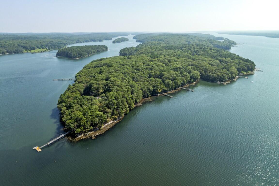 44 Stone Point Lane Boothbay ME 04537