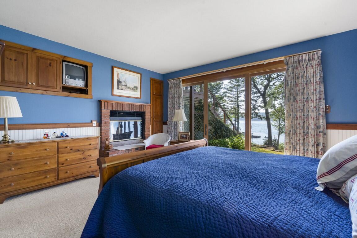44 Stone Point Lane Boothbay ME 04537