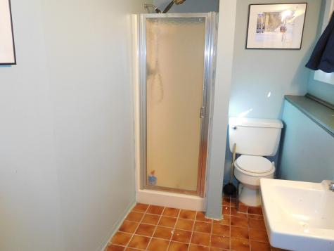 4 Sheffield Avenue Lewiston ME 04240