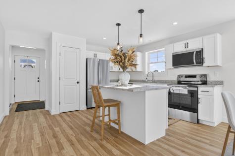 17 Feldspar Lane Cumberland ME 04021