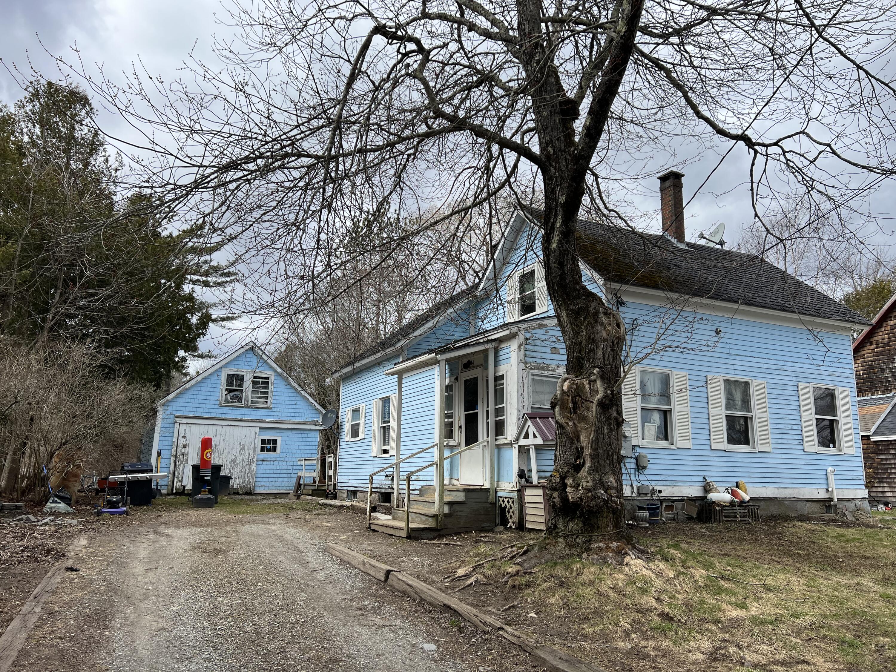 102 Beechwood Street Thomaston ME 04861