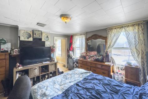 102 Beechwood Street Thomaston ME 04861