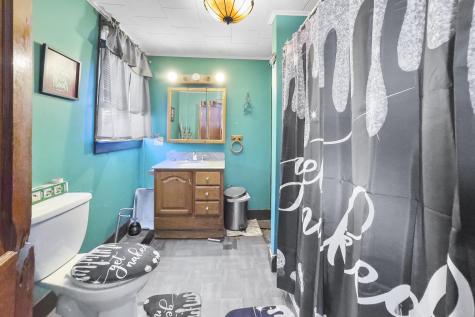 102 Beechwood Street Thomaston ME 04861