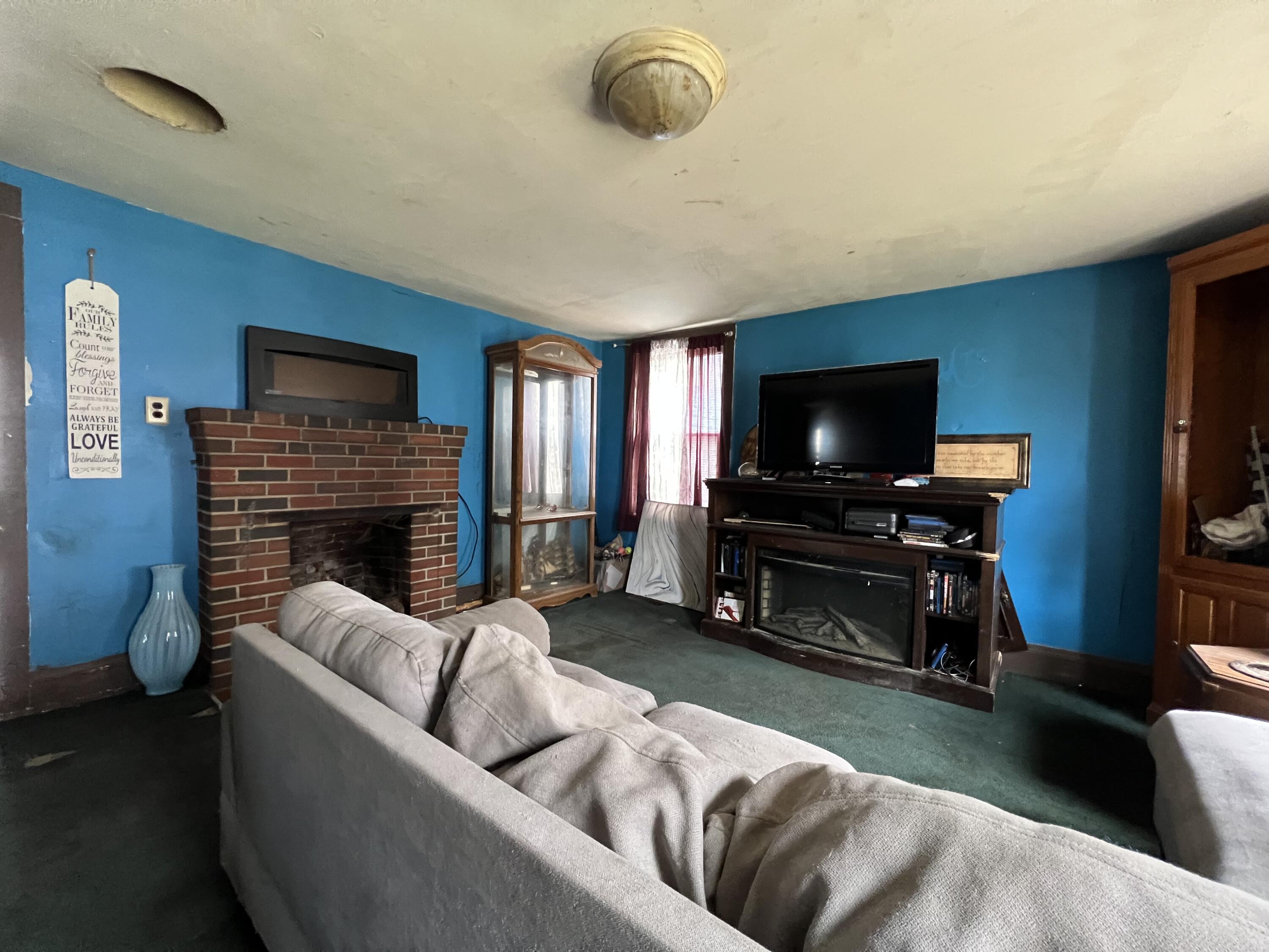 102 Beechwood Street Thomaston ME 04861