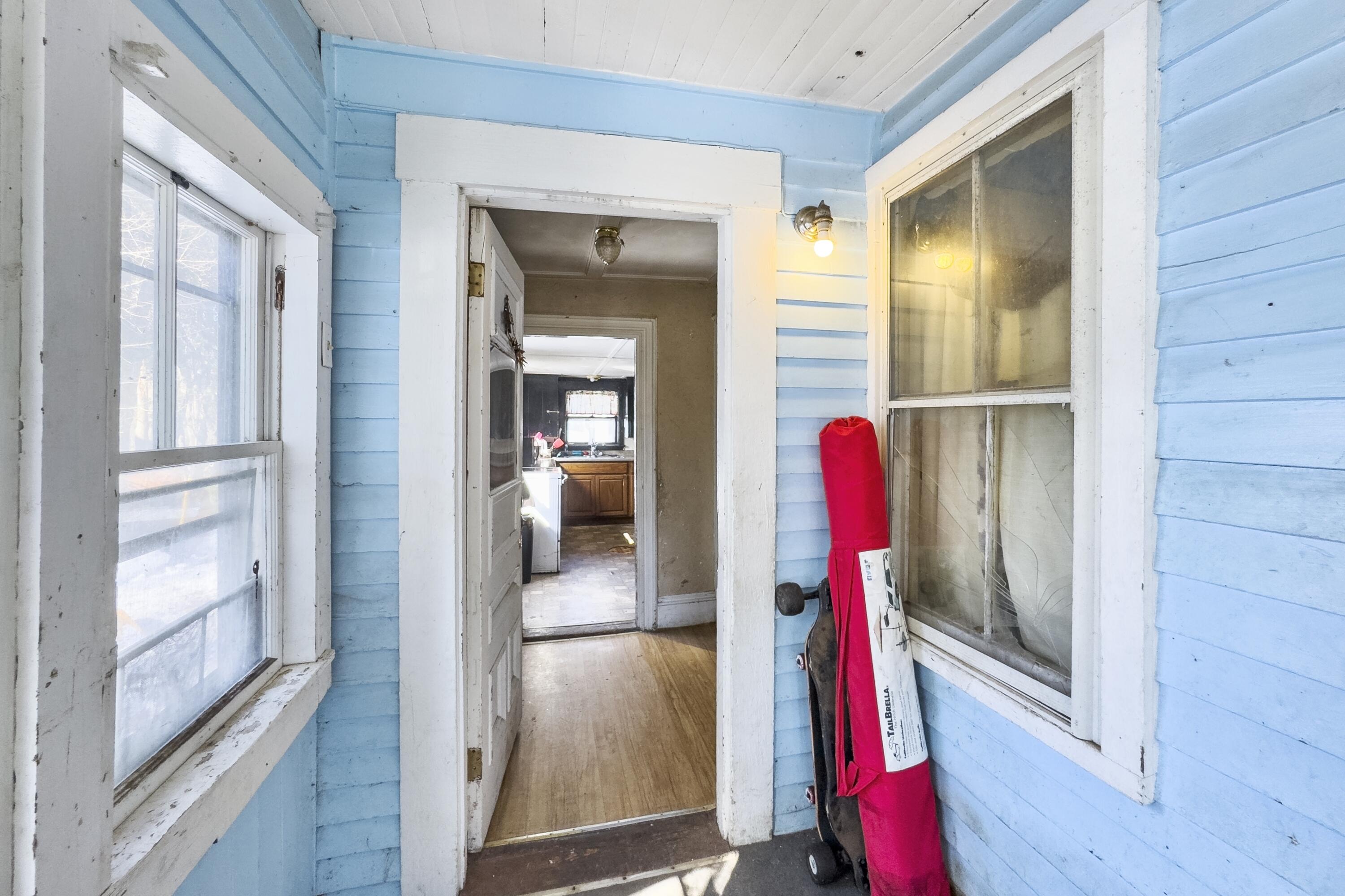 102 Beechwood Street Thomaston ME 04861