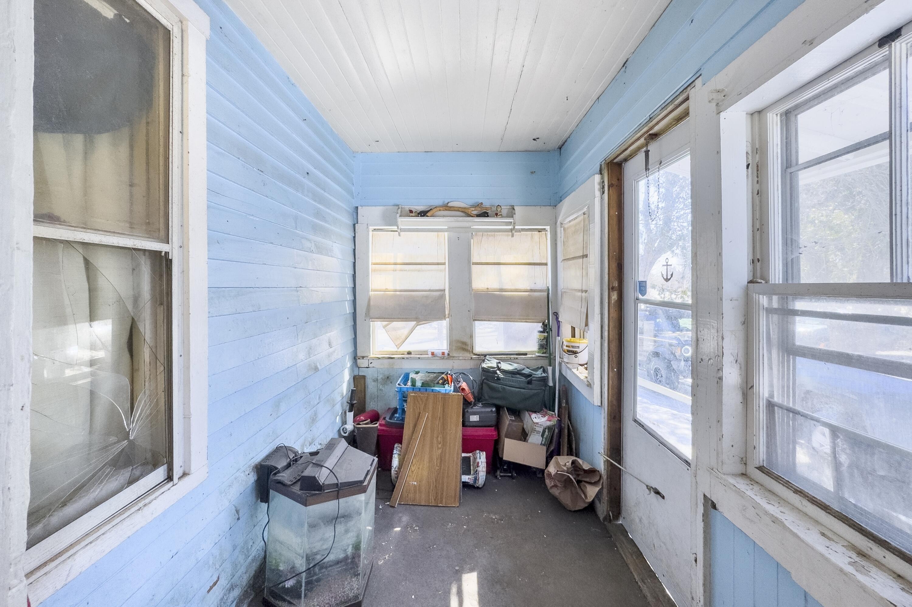 102 Beechwood Street Thomaston ME 04861