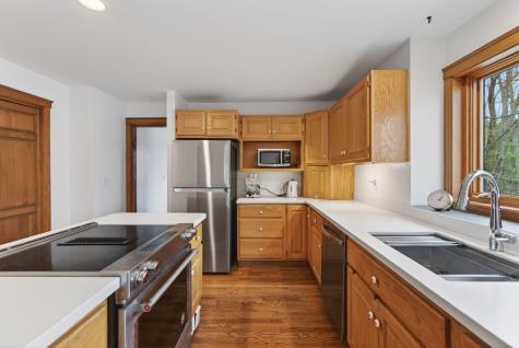 556 Main Street Wayne ME 04284