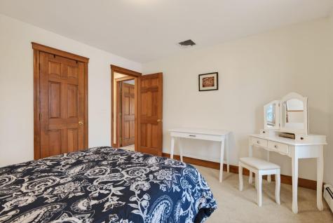 556 Main Street Wayne ME 04284